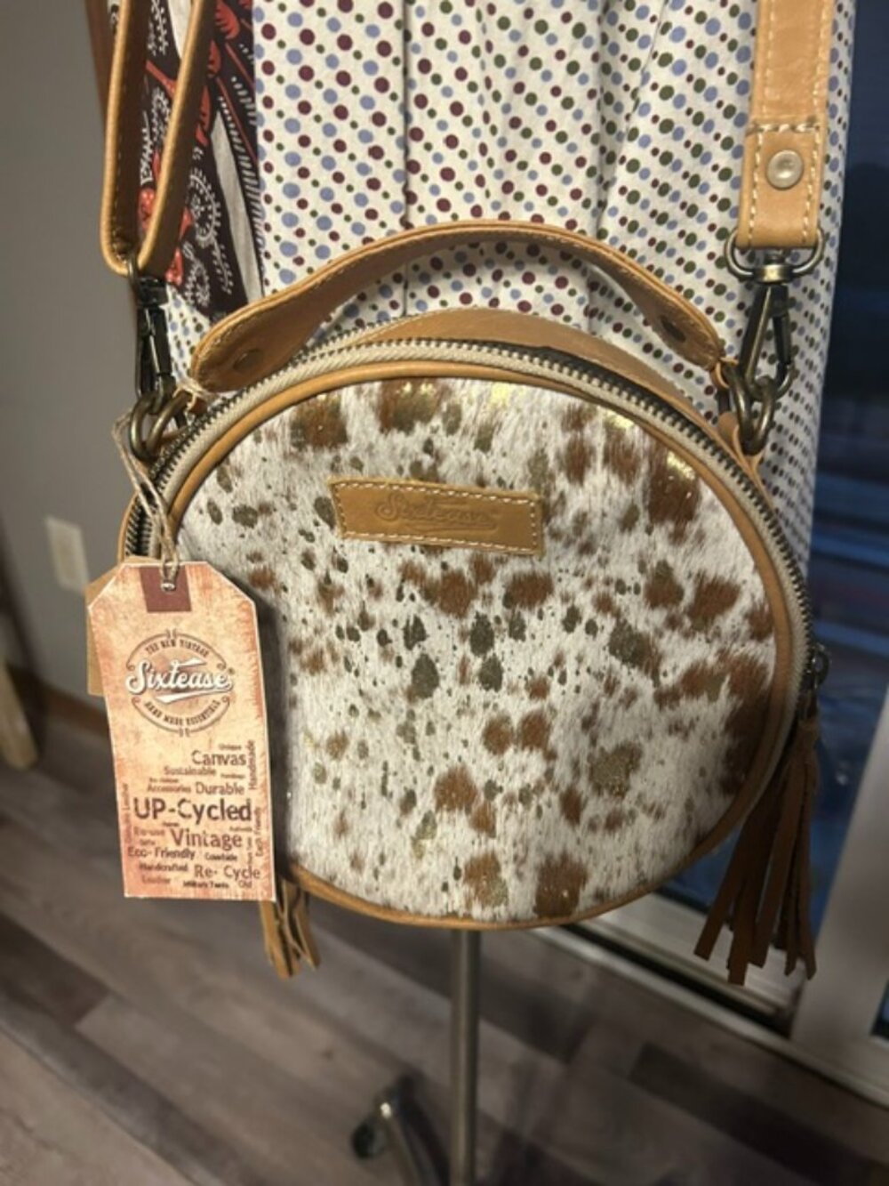 Sixtease Crossbody Bag